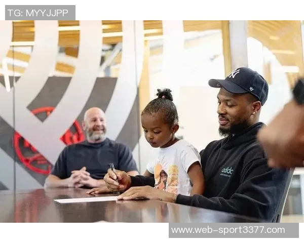 杨瀚森分享与利拉德的交流经历收获宝贵经验与大哥的悉心指导 杨瀚森分享与利拉德的交流经历收获宝贵经验与大哥的悉心指导